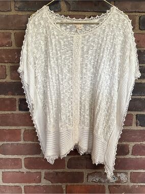 Meadow Rue Anthropologie Lace Crochet Poncho Top Boho XS/Small Ivory